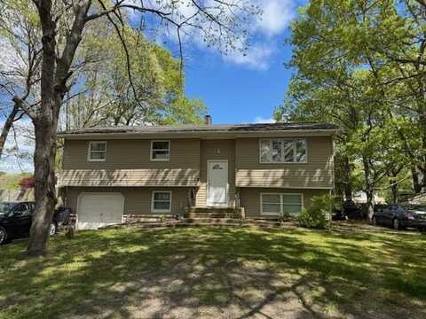 27 Hampton Avenue, Mastic, NY 11950
