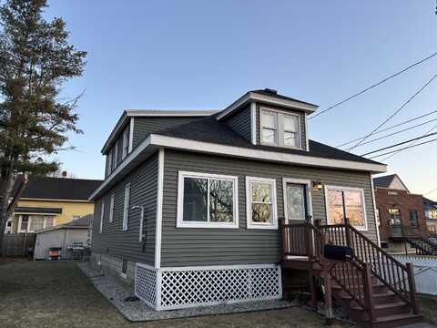 8 Walnut Street, South Portland, ME 04106