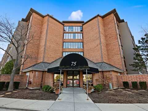75 KRISTIN Circle, Schaumburg, IL 60195