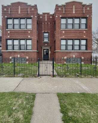 7300 S May Street, Chicago, IL 60621