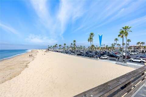 600 E Oceanfront, Newport Beach, CA 92661