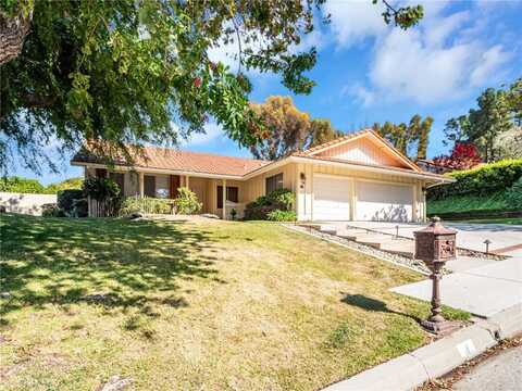 4 Peacock Lane, Palos Verdes Peninsula, CA 90274
