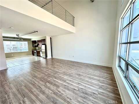 716 N Santiago, Santa Ana, CA 92701