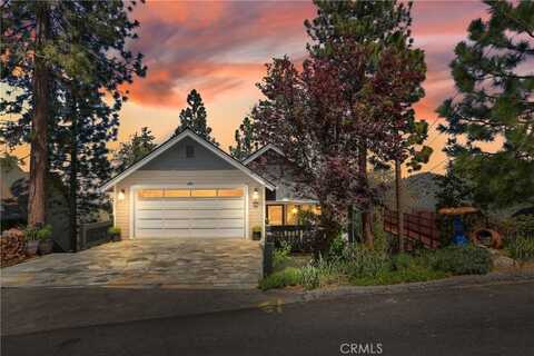 1376 St. Anton Drive, Lake Arrowhead, CA 92352