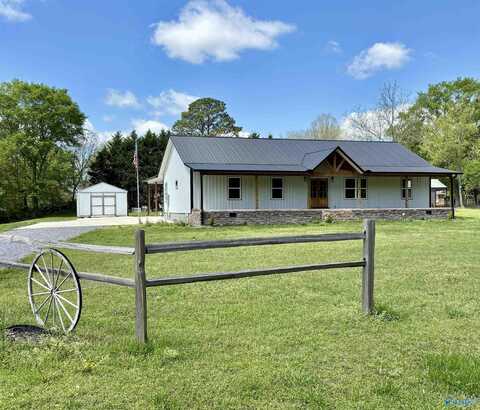 86 Moon Road, Horton, AL 35980