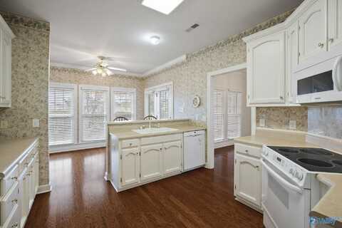 5060 Somerby Drive SE, Huntsville, AL 35802