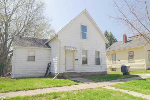 711 Vine, Burlington, IA 52601