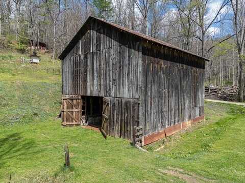 211 Gregory Hollow Road, Robbinsville, NC 28771