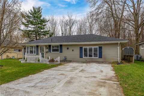 1038 Oakwood Drive, Elyria, OH 44035