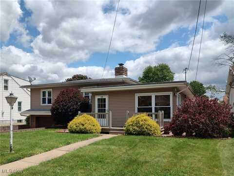120 McKinley Avenue, Waynesburg, OH 44688
