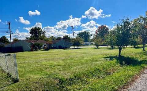 265 Rowland, Vermilion, OH 44089