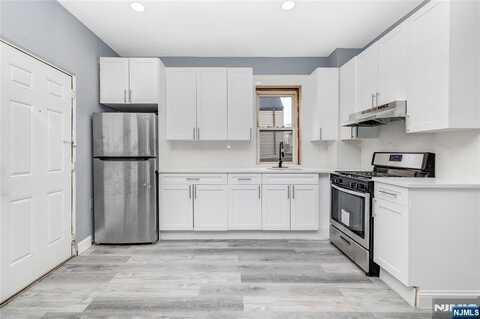 231 Palisade Avenue 3, Garfield, NJ 07026