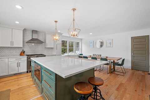 50 Champagne Circle, Campton, NH 03223