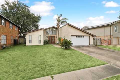 6916 CAMBERLEY Street, New Orleans, LA 70128
