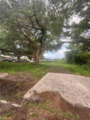 11800 CURRAN Boulevard, New Orleans, LA 70128