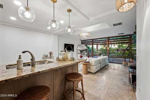 7151 E RANCHO VISTA Drive, Scottsdale, AZ 85251