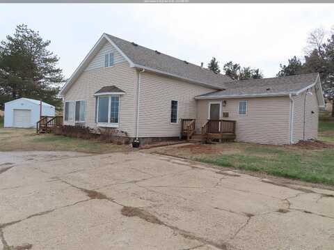 2135 Hancock Ave, Moville, IA 51039