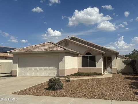 8025 W SALTER Drive, Peoria, AZ 85382