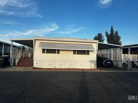 852 Grangeville Boulevard, Hanford, CA 93230