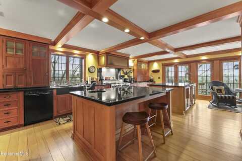 765 Canaan Rd, Richmond, MA 01254
