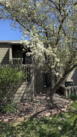 9371 S Lake Ridge Drive, Bloomington, IN 47401
