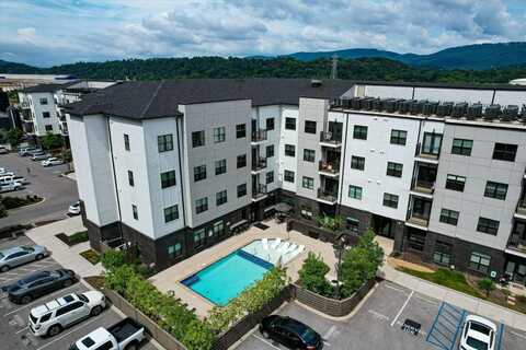 782 Riverfront Parkway, Chattanooga, TN 37402