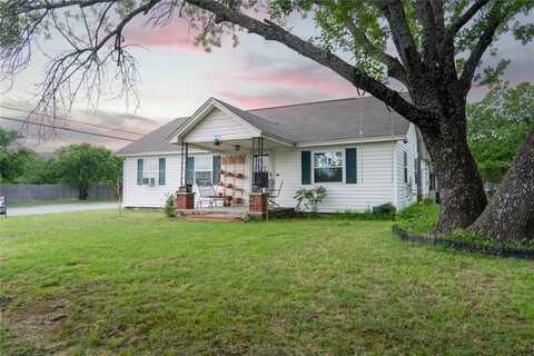 904 S Perrin Street, Decatur, TX 76234