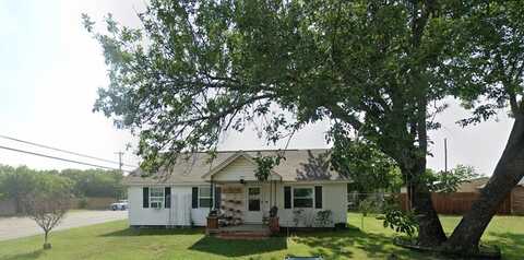 904 S Perrin Street, Decatur, TX 76234