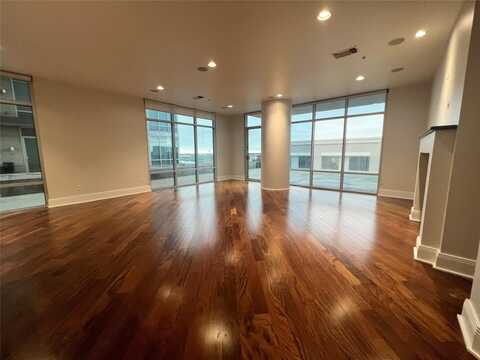 8066 Park Lane, Dallas, TX 75231