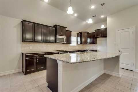 601 Elm Creek Drive, Lewisville, TX 75056