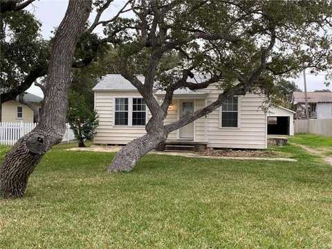 209 S Whitney Street, Aransas Pass, TX 78336