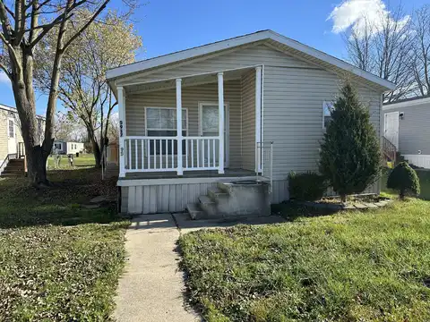 5917 E Maple, Romulus, MI 48174