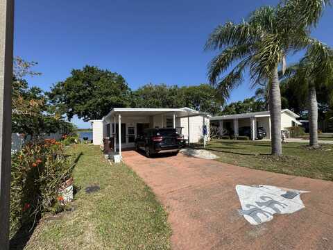 429 Kingfisher Ln, Haines City, FL 33844