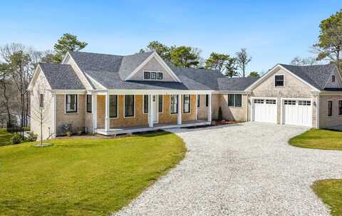 88 Whiffletree Avenue, Brewster, MA 02631