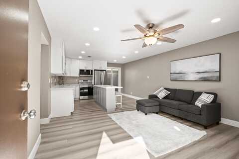 414 Bradshaw Lane, Palm Springs, CA 92262