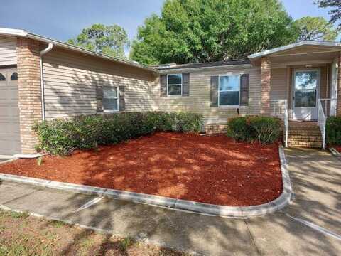 10800 Meadows Ct., NORTH FORT MYERS, FL 33903