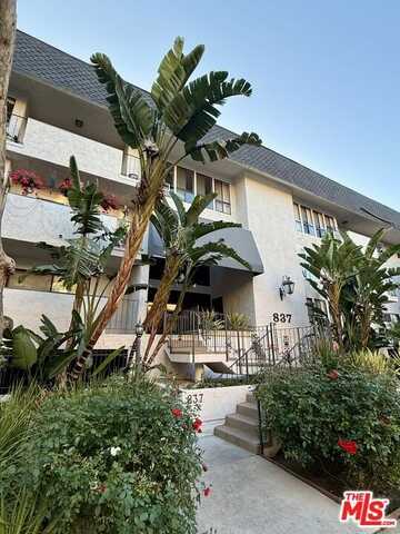 837 N West Knoll Dr, West Hollywood, CA 90069