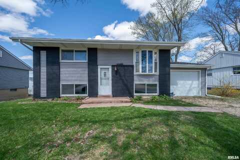 2268 KNOLLAIRE Drive, Washington, IL 61571