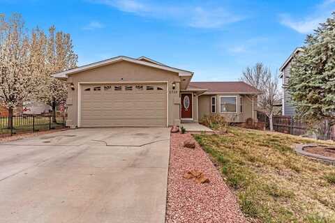 2208 Cowhand, Pueblo, CO 81008