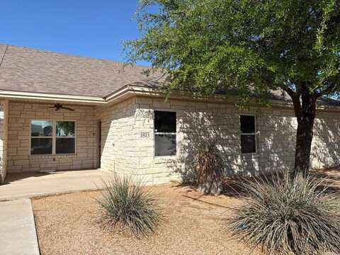 1513 Club Dr, Midland, TX 79701