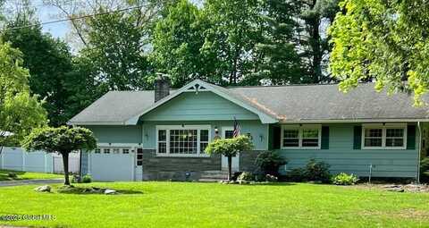 36 Damask Drive, Clifton Park, NY 12065