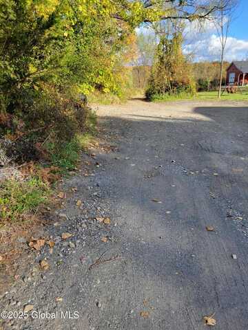 7 Landor Lane, Cohoes, NY 12047