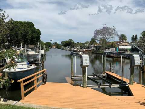 4797 14TH STREET NE, Saint Petersburg, FL 33703
