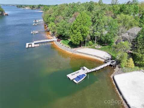 19040 Mary Ardrey Circle, Cornelius, NC 28031