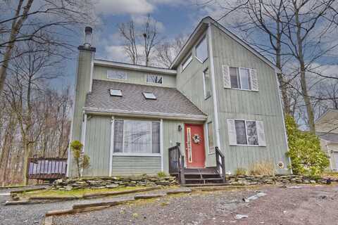1152 Lancaster Drive, Bushkill, PA 18324