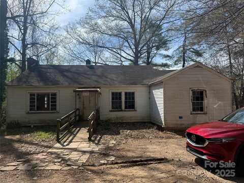 133 Green Place, Lenoir, NC 28645