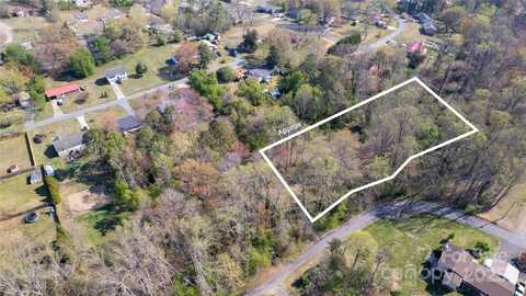 2145 14th Avenue Place SW, Hickory, NC 28602