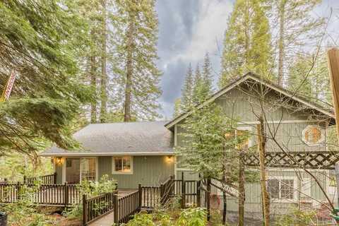 1220 Lynx Road, Lake Almanor, CA 96137