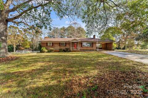 3320 28th Street NE, Hickory, NC 28601