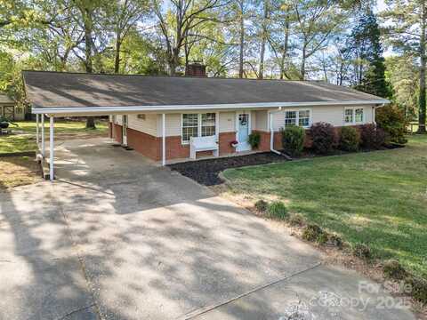 8050 North Drive, Mount Pleasant, NC 28124
